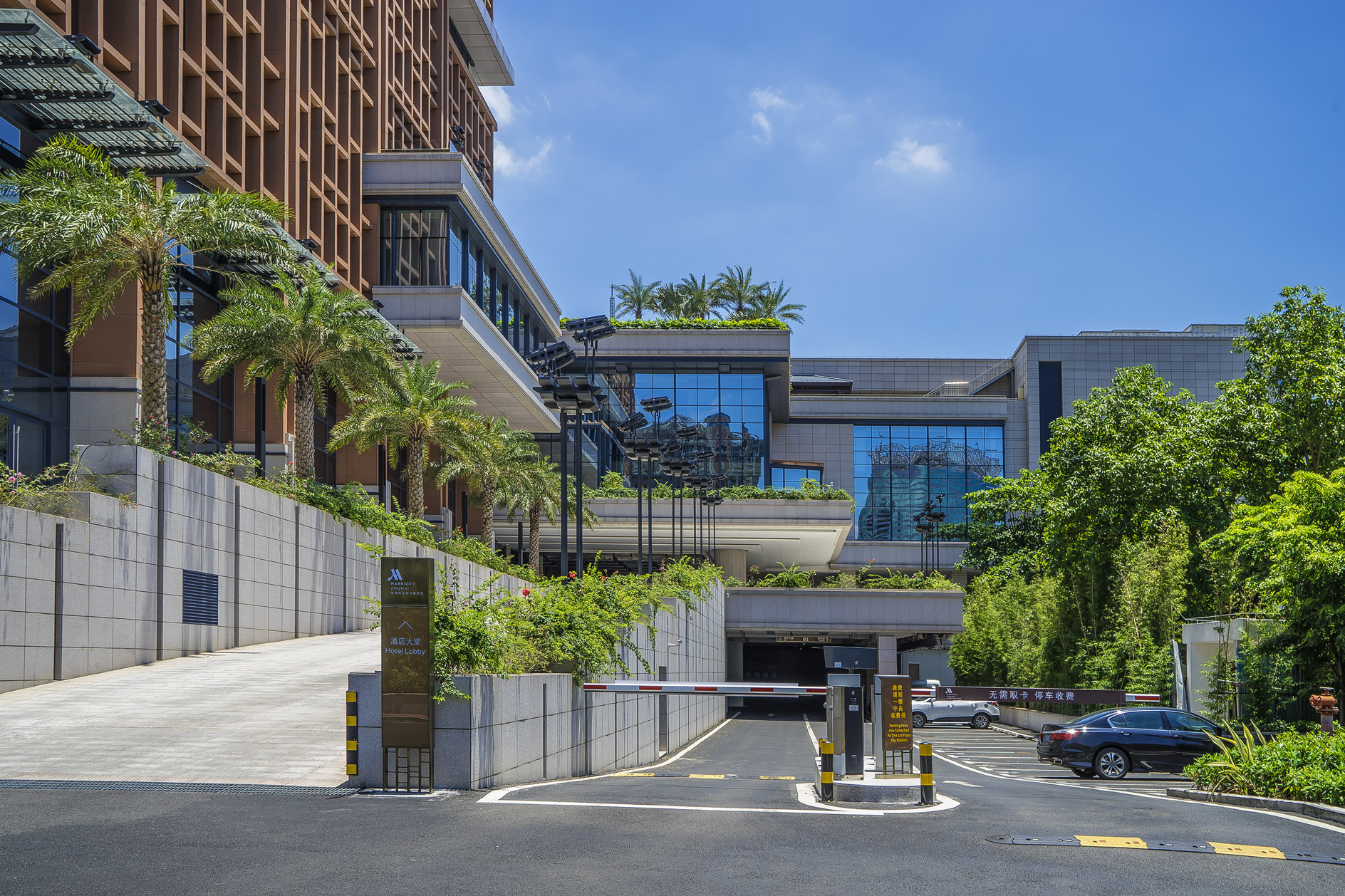 珠賓新駿景萬(wàn)豪酒店出口_副本.jpg